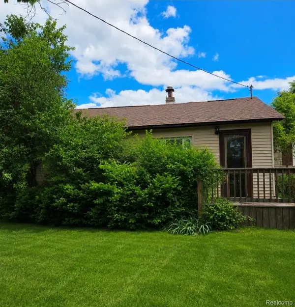 4733 Jamm Road, LakeOrion, MI 48359