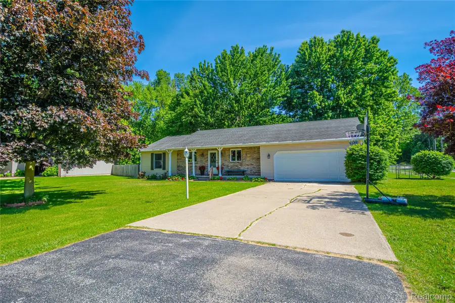 3241 Simpson Road, Fort Gratiot, MI 48059 - #2