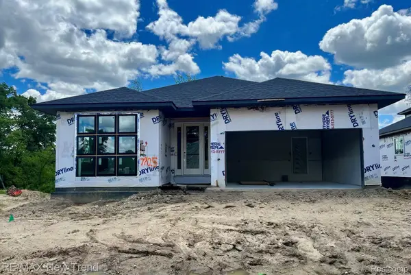 7825 Trailside Court, WestBloomfield, MI 48323