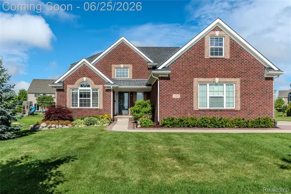 23839 Enclave Drive, SouthLyon, MI 48178
