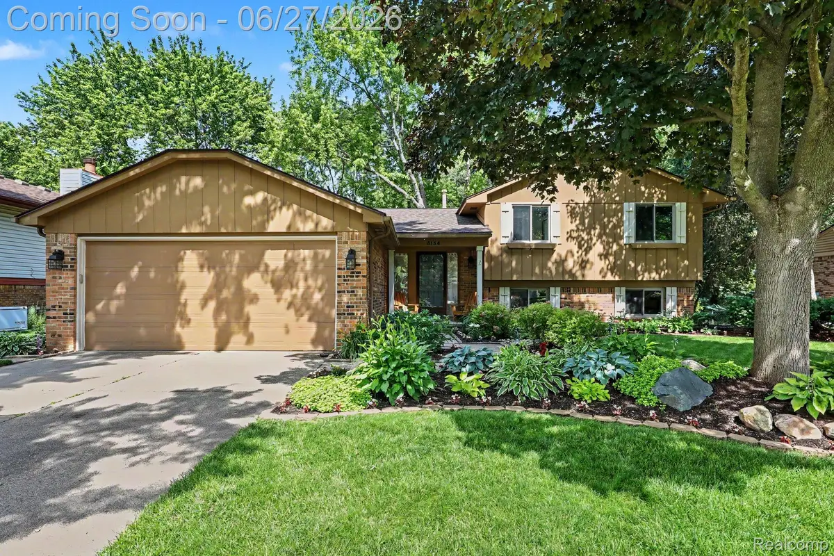 5134 Old Cove Road, Clarkston, MI 48346 - #1