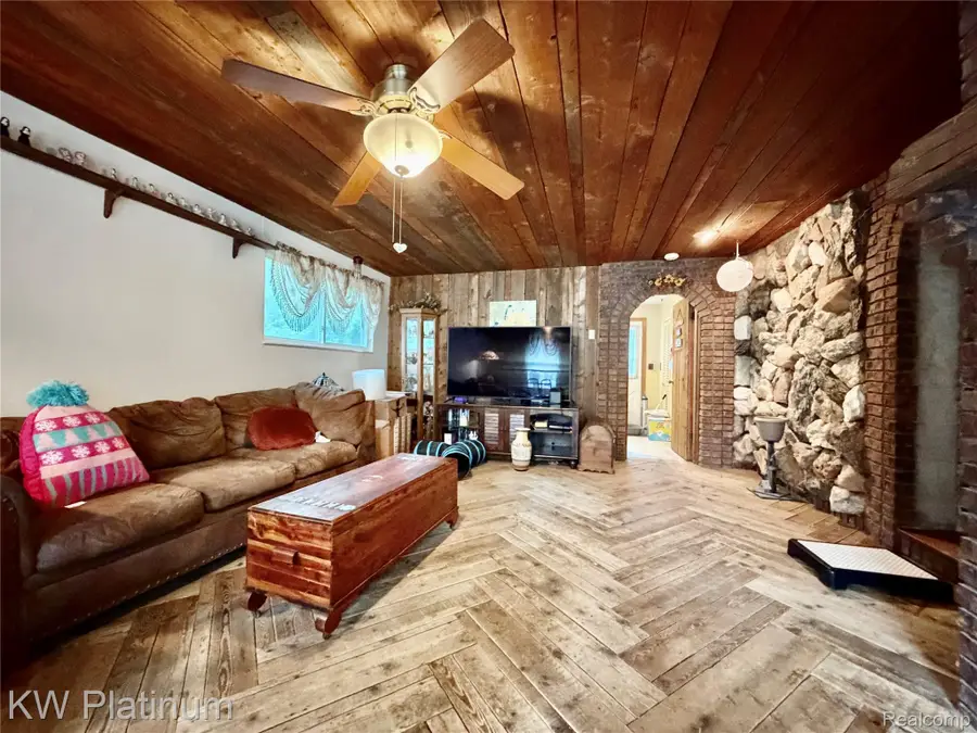7955 Lakeshore Road, Burtchville, MI 48059 - #2