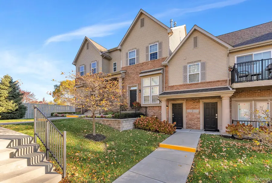 22338 Abbey Lane, Dearborn, MI 48124 - #3