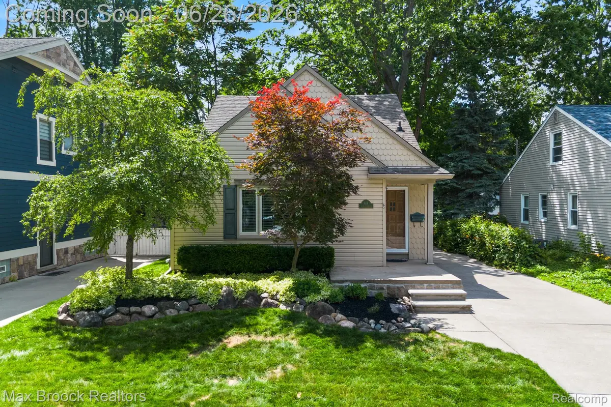 618 S Gainsborough Avenue, Royal Oak, MI 48067 - #1