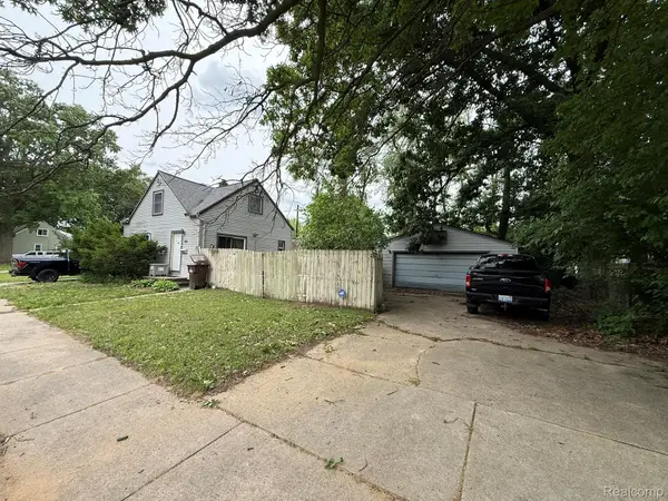 34535 Harroun Street, Wayne, MI 48184