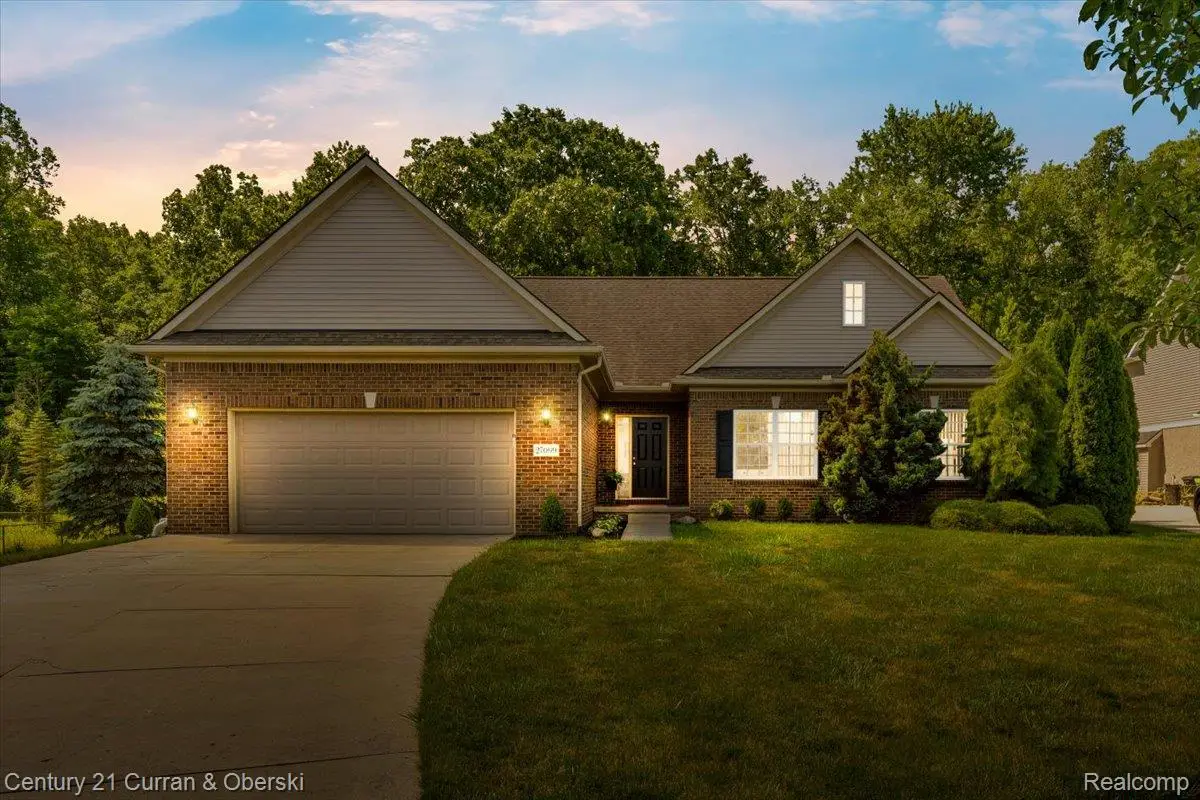 27099 Celtic Drive, Flat Rock, MI 48134 - #1