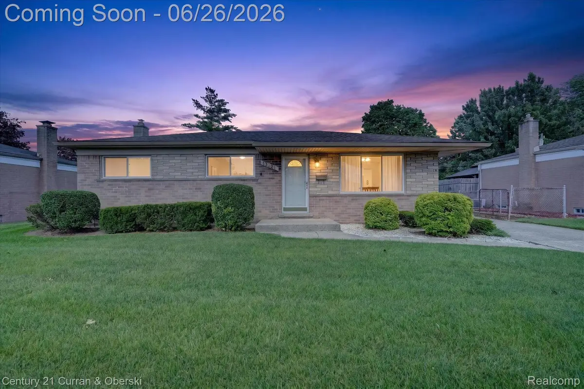 13321 Perry Circle, Warren, MI 48088 - #1