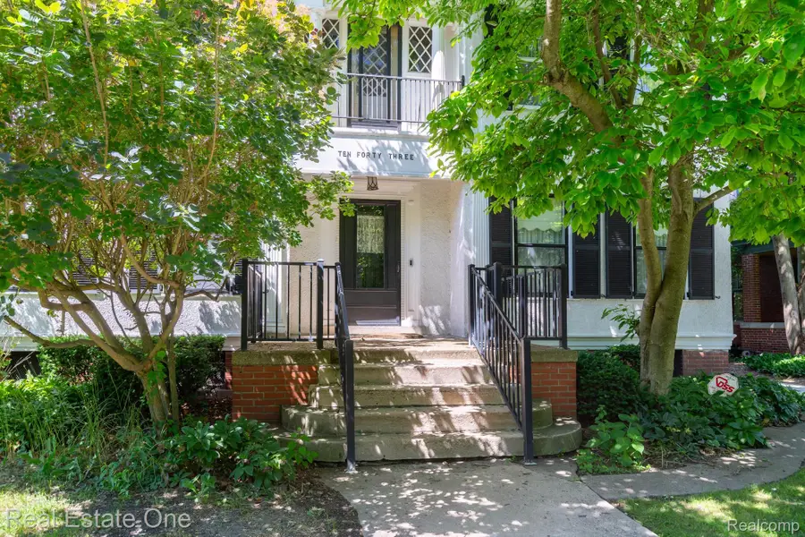 1043 Burns Street, Detroit, MI 48214 - #2