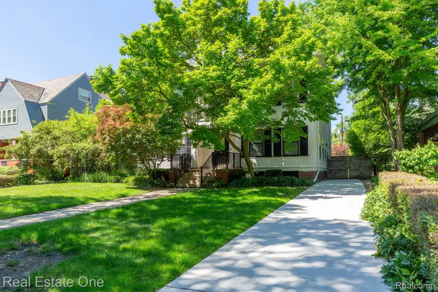 1043 Burns Street, Detroit, MI 48214 - #3