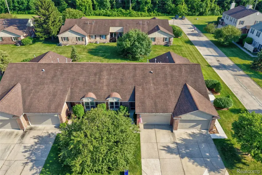 15908 Plymouth Drive #387, Clinton, MI 48038 - #3