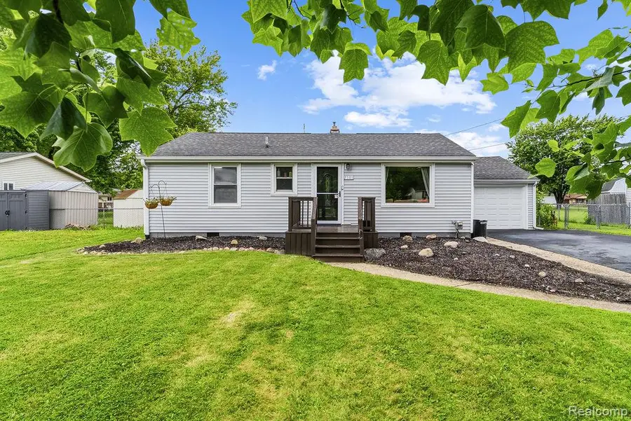 7101 Alger Drive, Davison, MI 48423 - #2