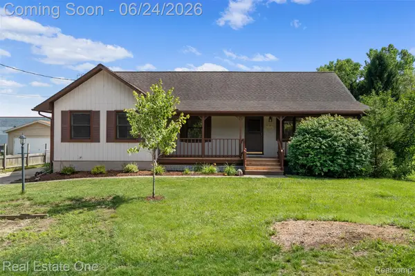 20920 Mckishnie Street, ClintonTownship, MI 48035