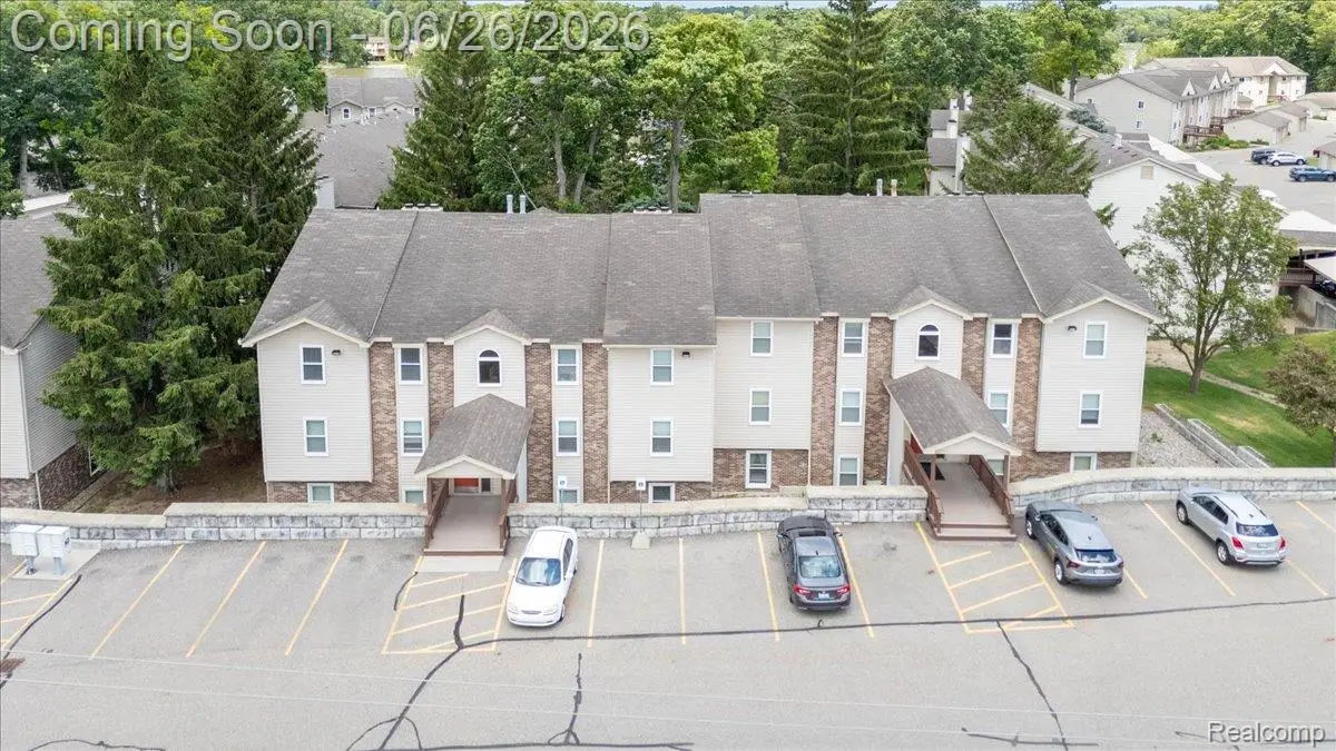 5060 Harbor Oak Drive #49, Waterford, MI 48329 - #1