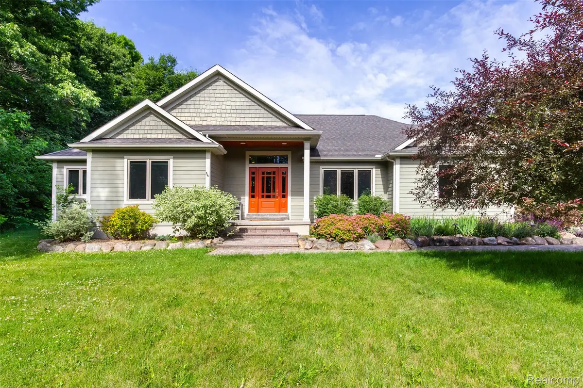 9887 Hadley Road, Clarkston, MI 48348 - #1