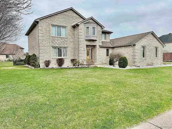 47630 Robins Nest Drive, Utica, MI 48315