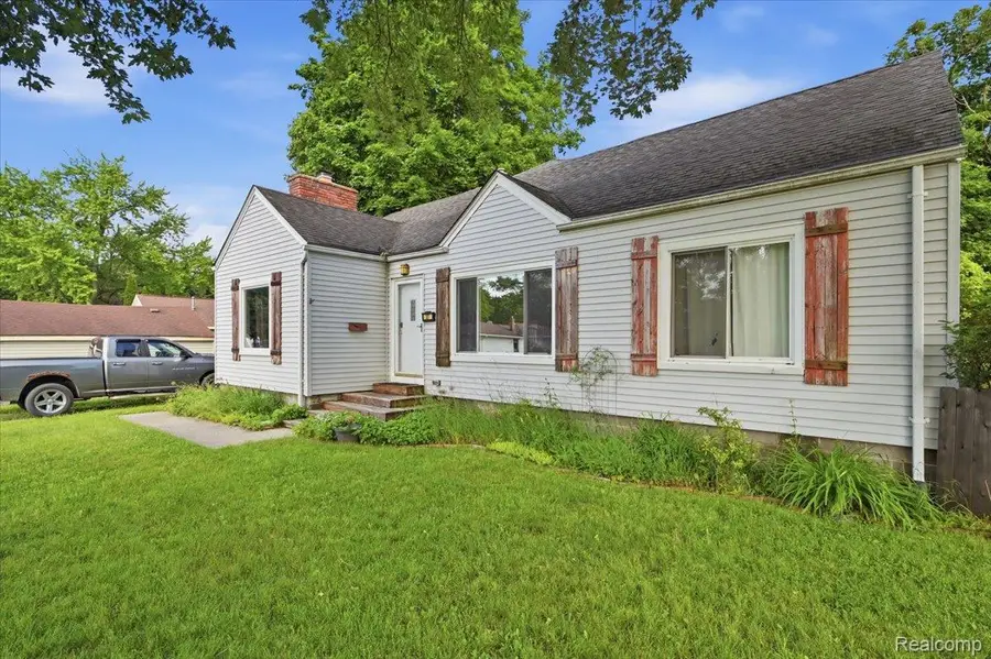 37 Ensley Street, Oxford, MI 48371 - #3