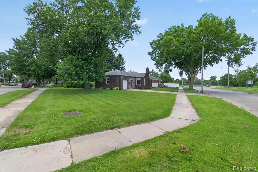 1215 Goddard Street, Wyandotte, MI 48192 - #3