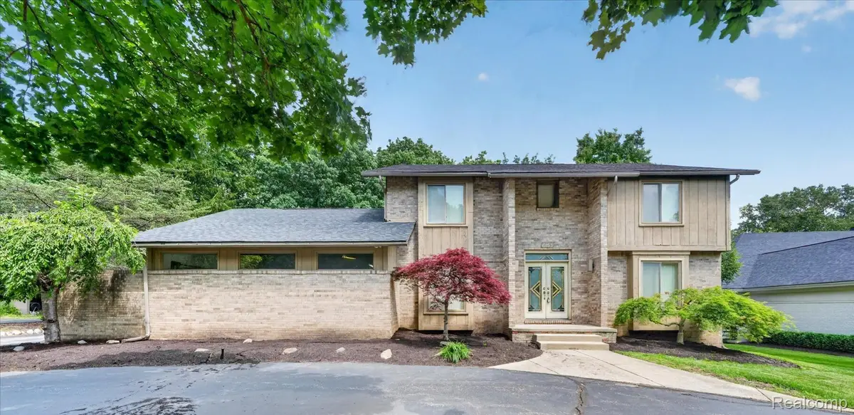 6153 Pickwood Drive, West Bloomfield, MI 48322 - #1
