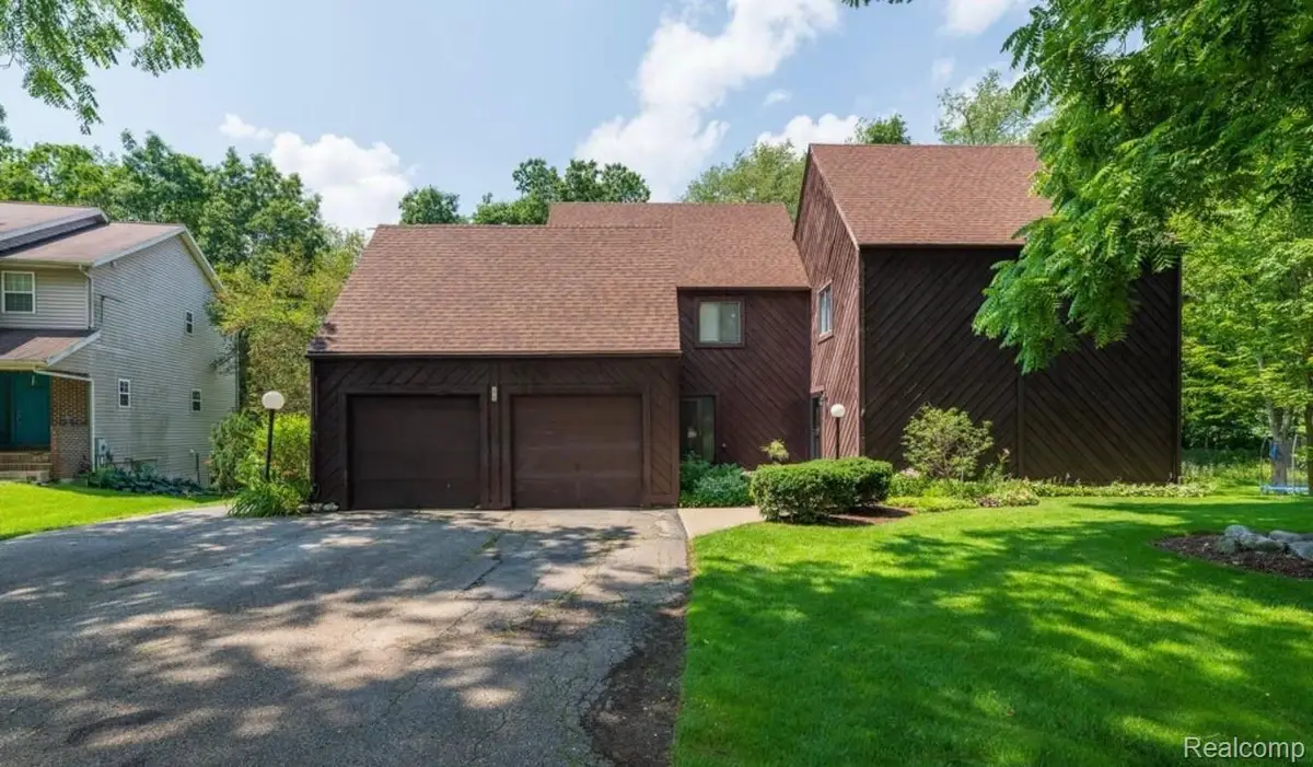 279 Fairway Court, Plainwell, MI 49080 - #1
