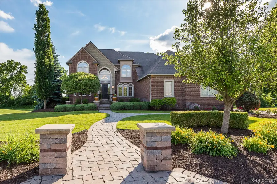 24935 Ravine Drive, South Lyon, MI 48178 - #2