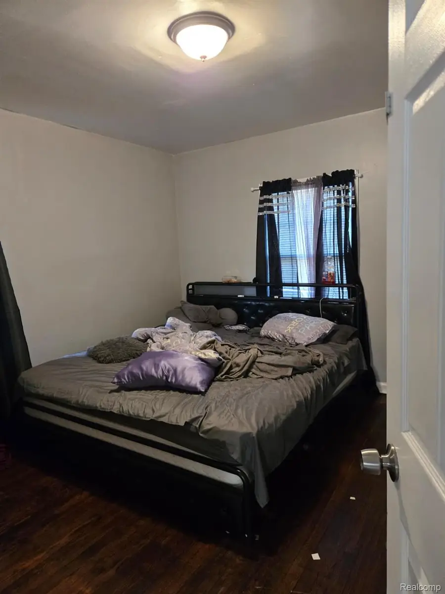 11724 Wayburn Street, Detroit, MI 48224 - #3