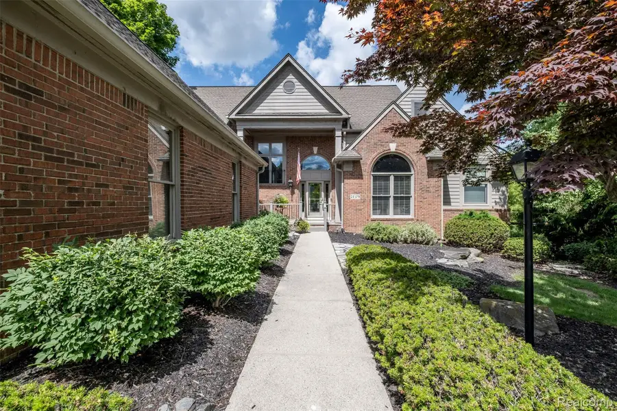 21579 Trent Court, Novi, MI 48375 - #2