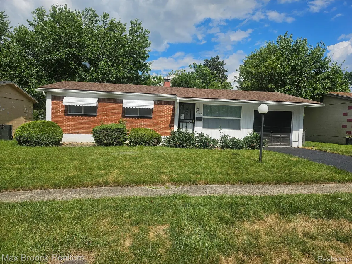 6168 Magnolia Drive, Beecher, MI 48458 - #1