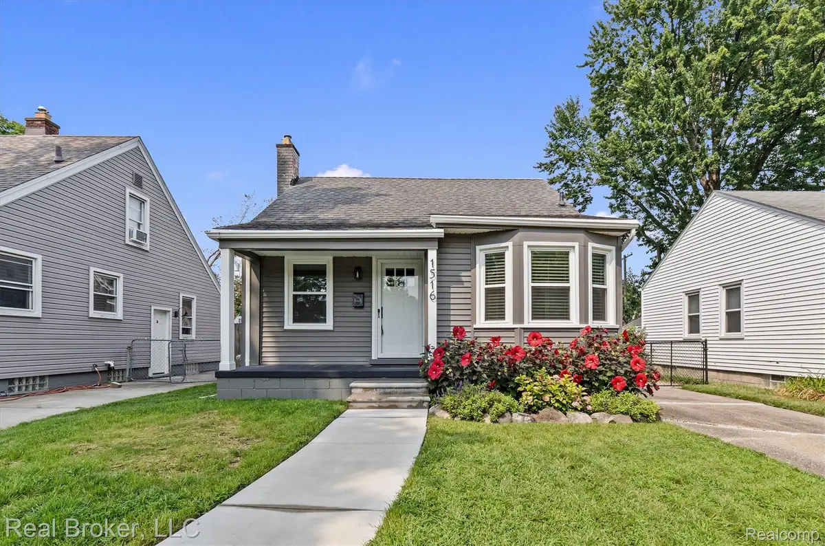 1516 Hoffman Avenue, Royal Oak, MI 48067 - #1