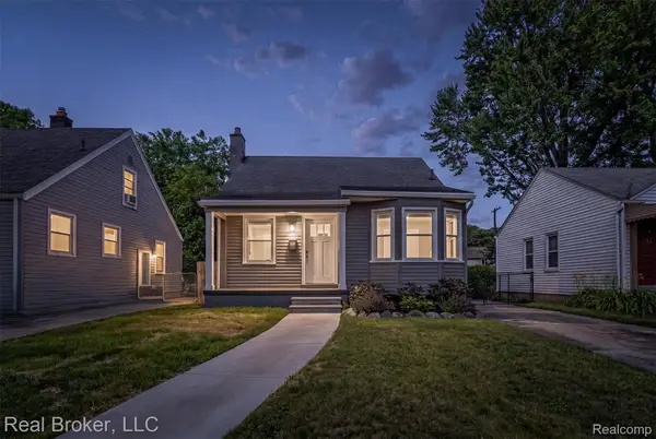 1516 Hoffman Avenue, RoyalOak, MI 48067