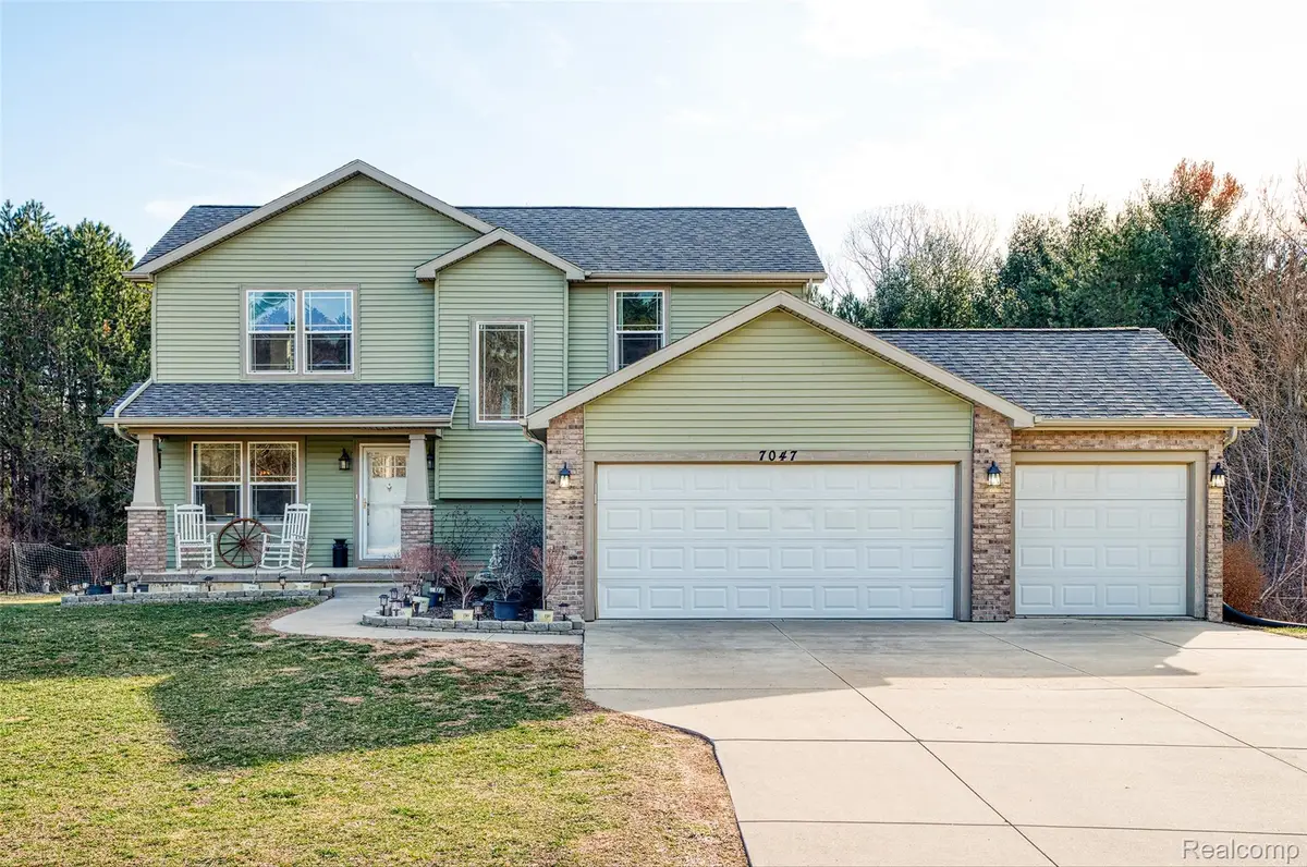 7047 Bennington Greens Drive, Owosso, MI 48867 - #1