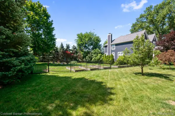 935 Simpson Street, Plymouth, MI 48170