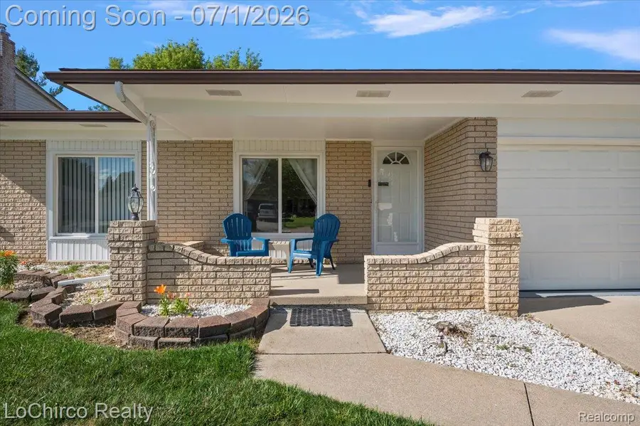 2619 Nadine Drive, Sterling Heights, MI 48310 - #2