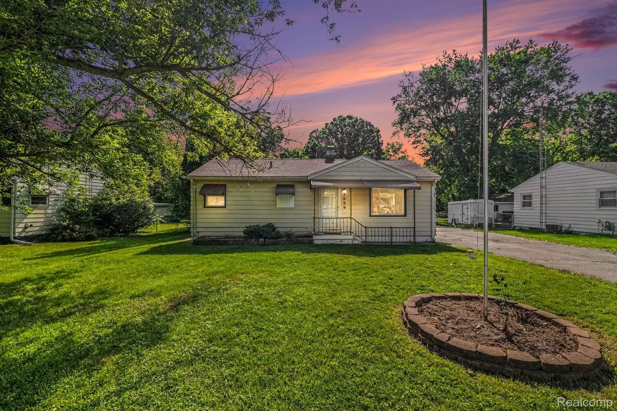 2089 Christner Street, Burton, MI 48519 - #1