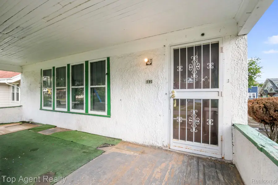 195 Eason Street, Highland Park, MI 48203 - #2