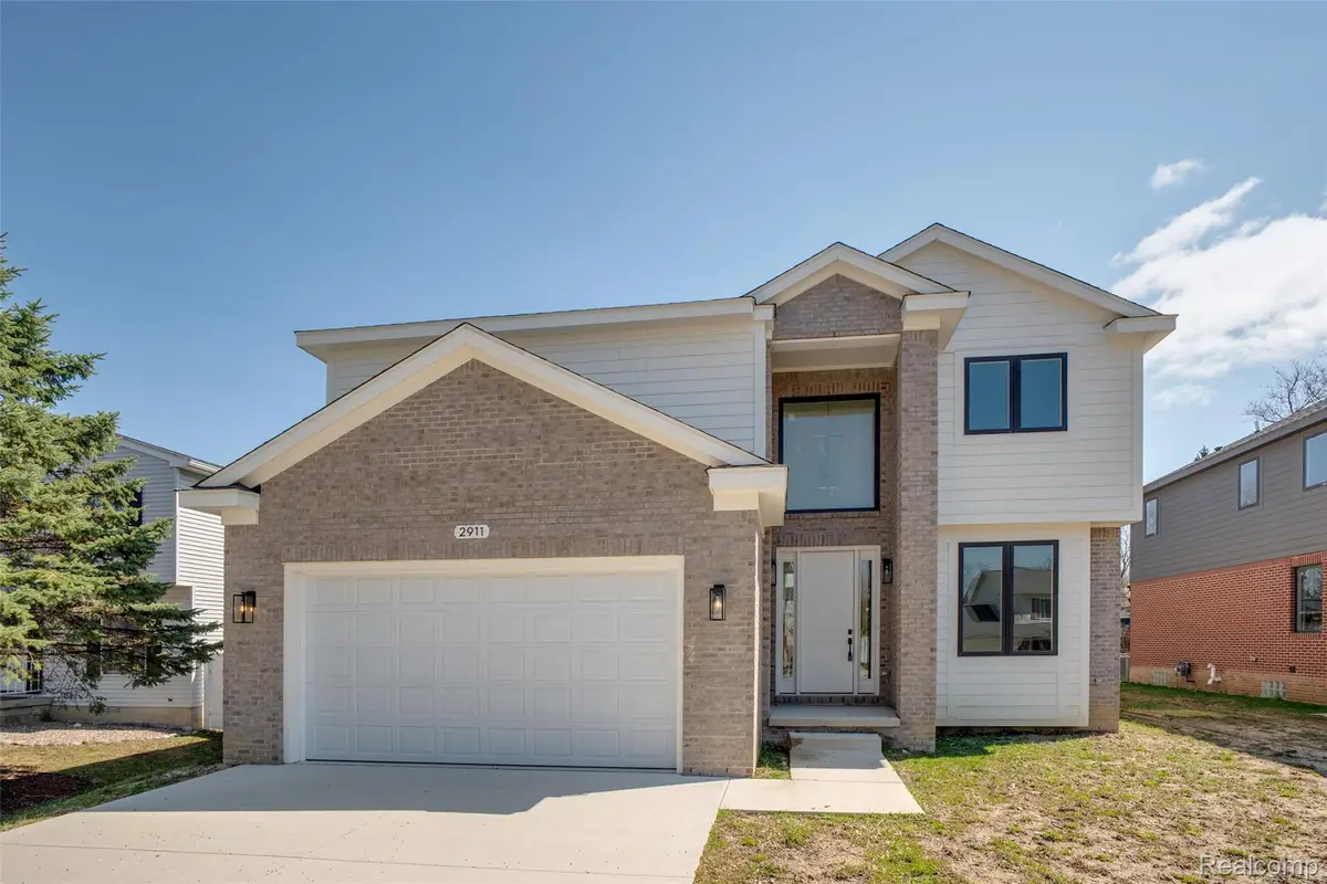 2911 Walsh Drive, Rochester Hills, MI 48309 - #1