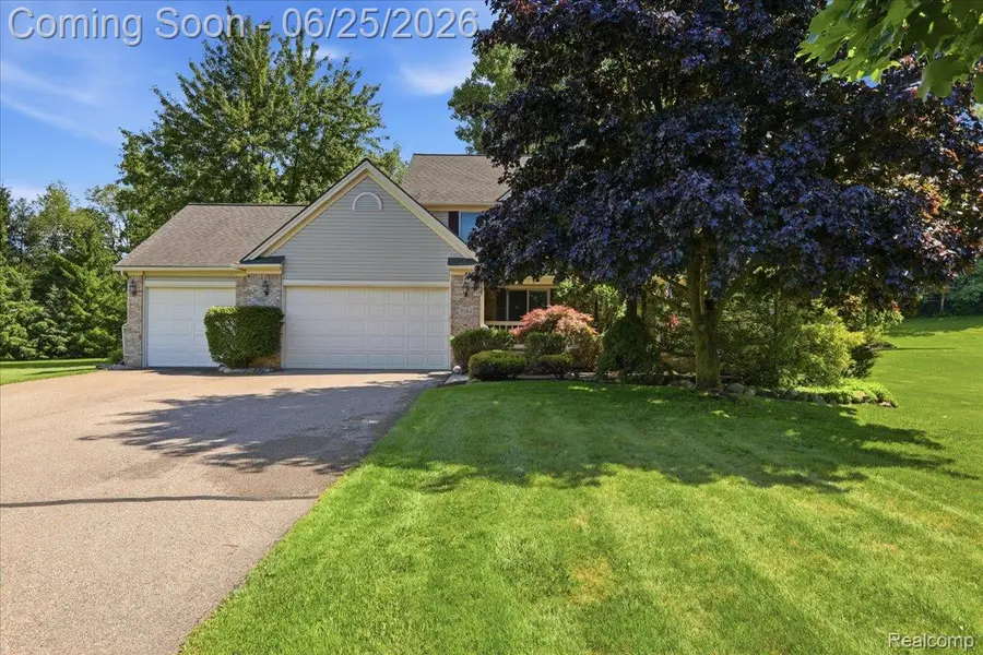 5762 Garnet Circle, Clarkston, MI 48348 - #3