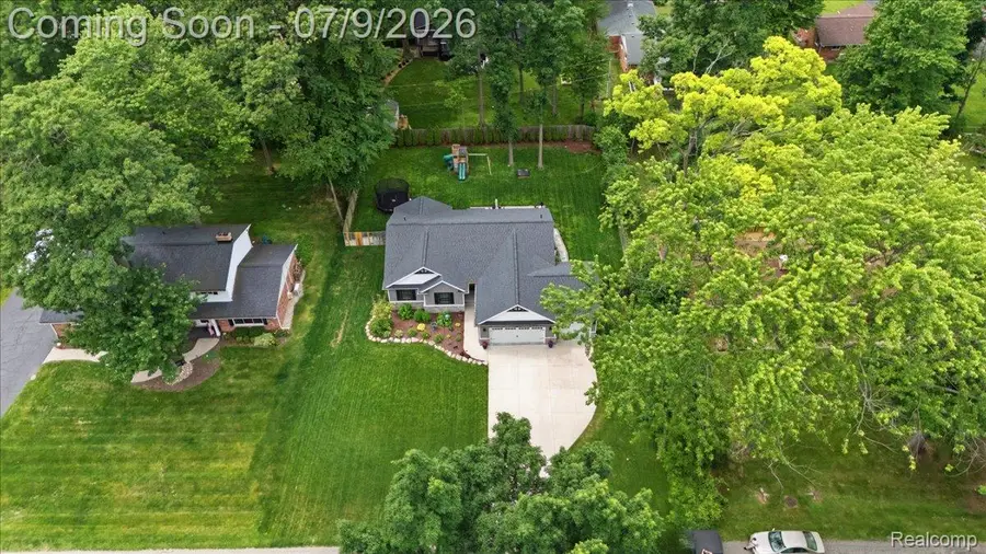 5915 Chickadee Lane, Clarkston, MI 48346 - #2