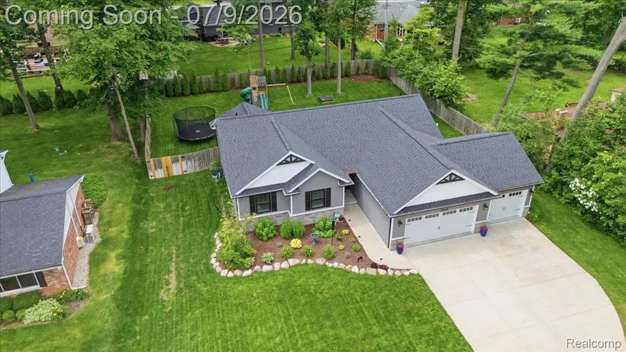 5915 Chickadee Lane, Clarkston, MI 48346 - #3