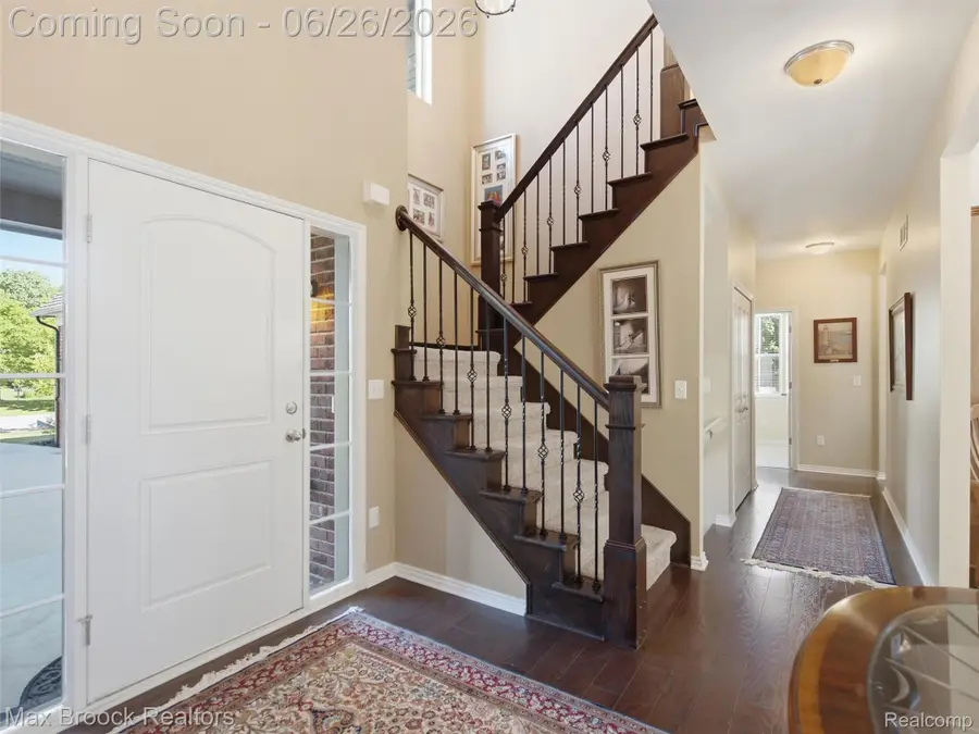 583 Birchcrest Court, Oakland, MI 48363 - #2