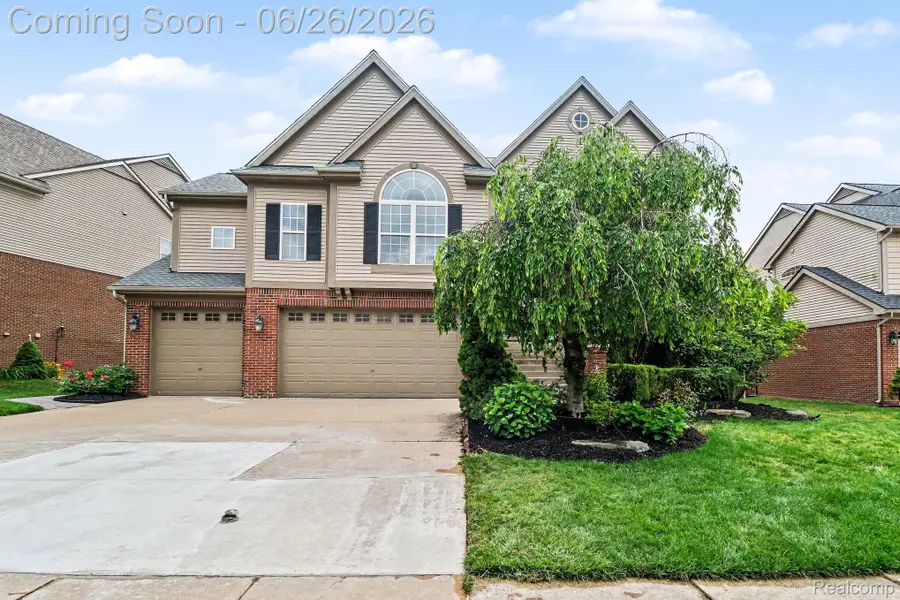 49847 Parkside Drive, Northville, MI 48168 - #2