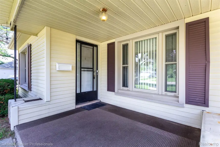 7332 N Vernon Street E, Dearborn Heights, MI 48127 - #3