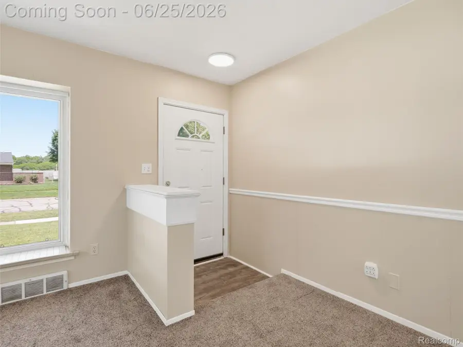 1170 Jay Avenue, Ypsilanti, MI 48198 - #3