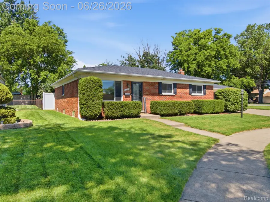 40963 Flagstaff Drive, Sterling Heights, MI 48313 - #3