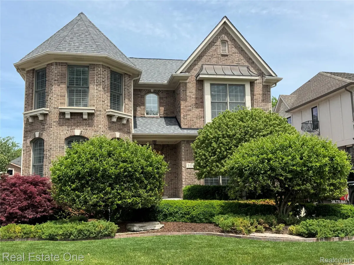 306 Woodward Avenue, Rochester, MI 48307 - #1