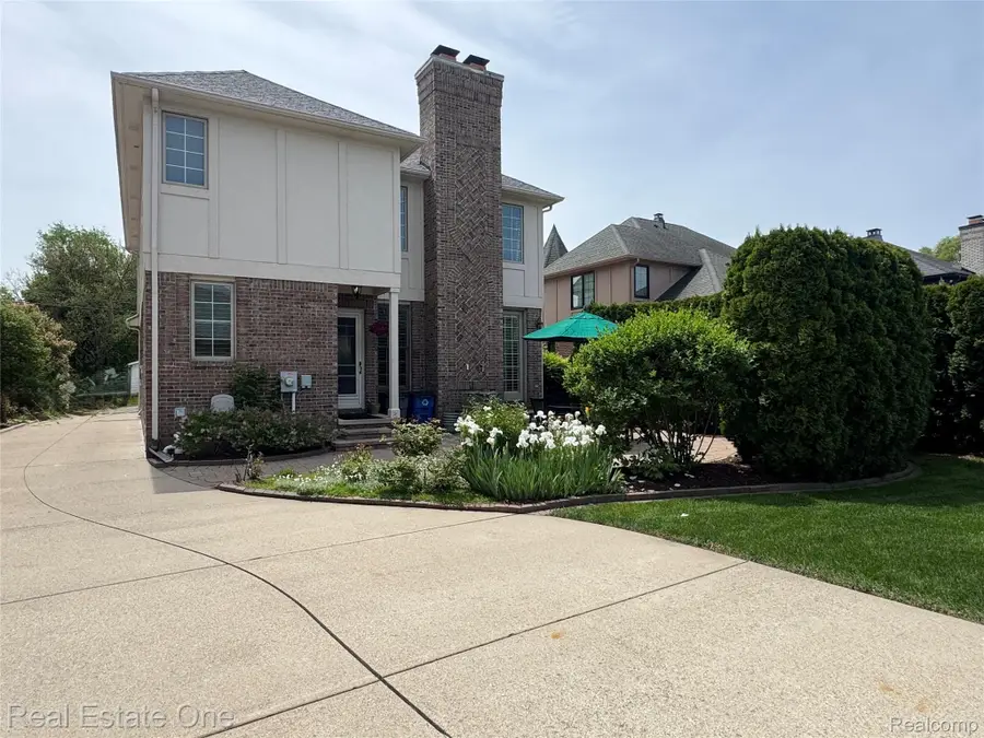 306 Woodward Avenue, Rochester, MI 48307 - #3