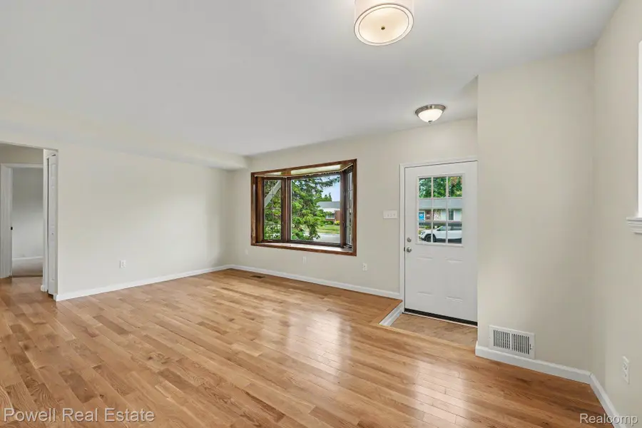 18166 Davidson, Fraser, MI 48026 - #2