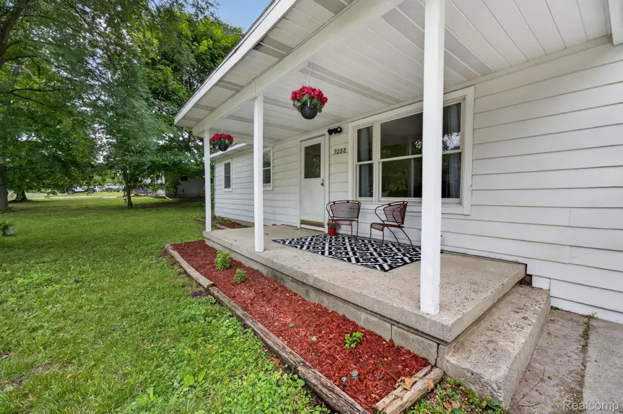 9288 Hilda Lane, Flushing, MI 48433 - #3