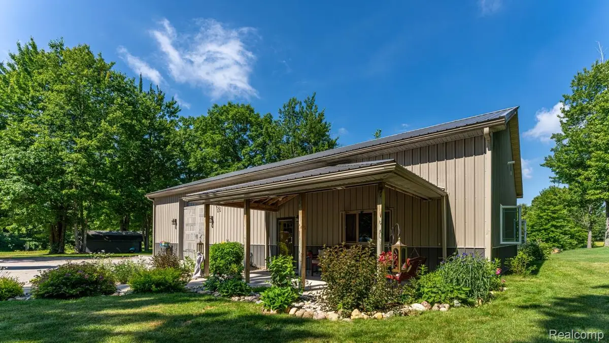 2418 S 41 Road S, Cadillac, MI 49601 - #1