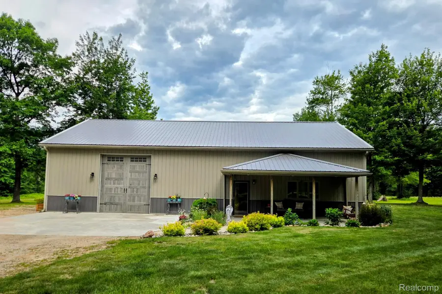 2418 S 41 Road S, Cadillac, MI 49601 - #2