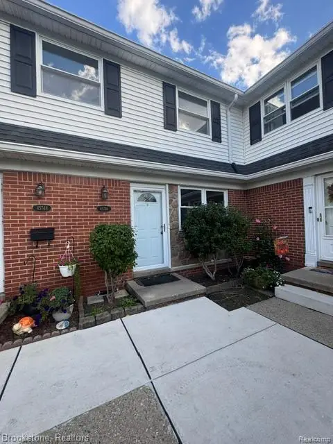 45746 Kensington, Utica, MI 48317 - #2